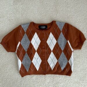 Women’s argon pattern sweater crop top in Size Small. Like new.
